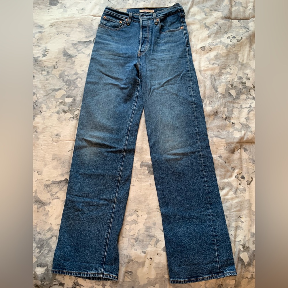 Levi Full Length Ribcage Straight Jeans